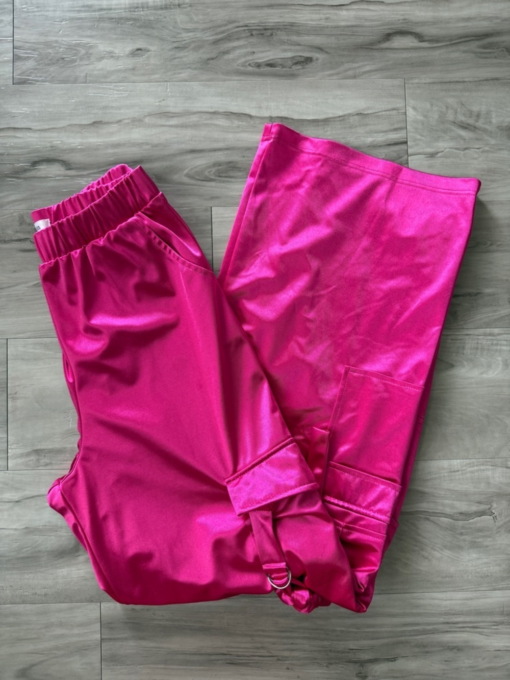 Persaya Pink Satin Cargo Pants Wide Leg High Waisted Statement Womens Size Small